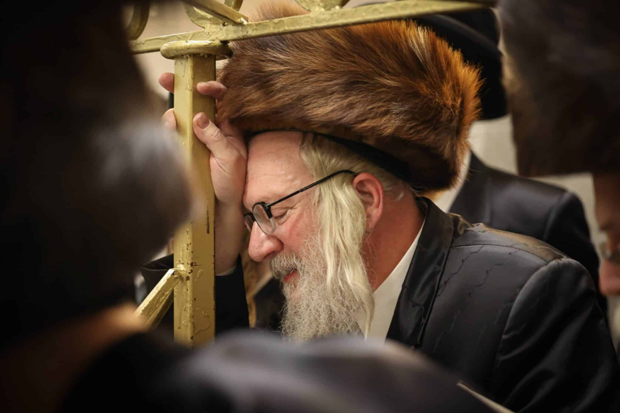 עם חידוש מיוחד: רבבות בהילולת רבי אלימלך מליז'ענסק