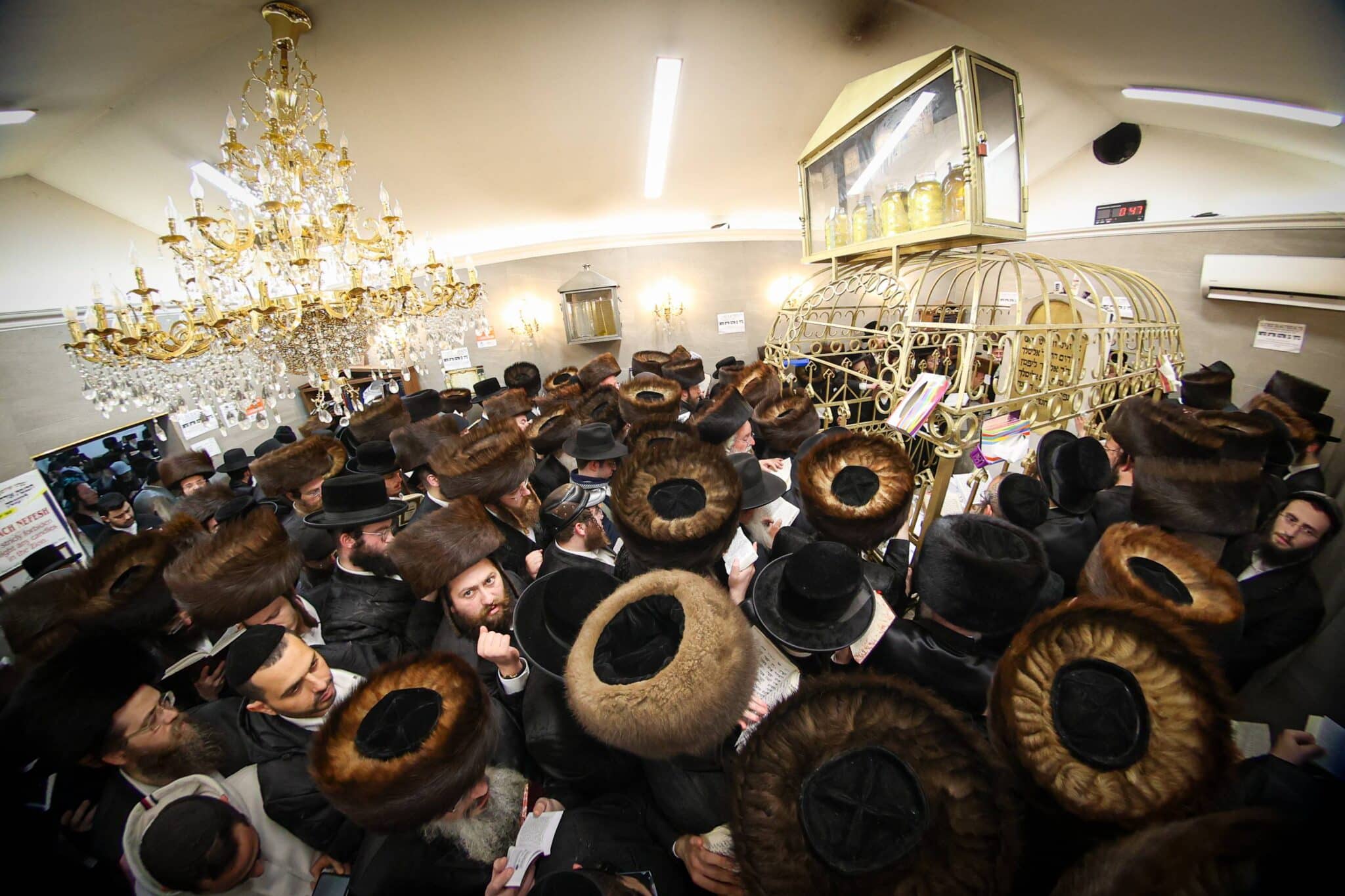 עם חידוש מיוחד: רבבות בהילולת רבי אלימלך מליז'ענסק