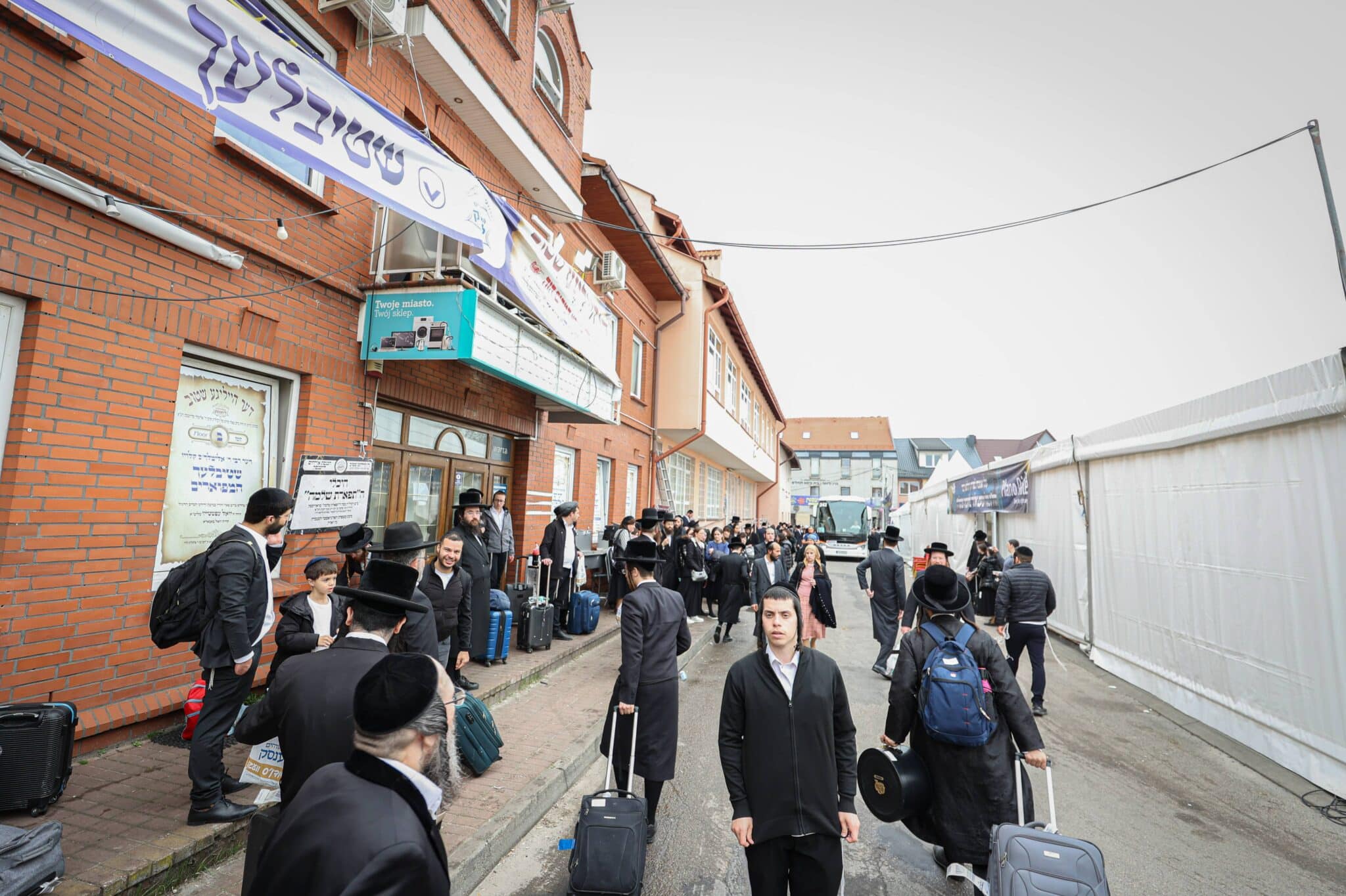 עם חידוש מיוחד: רבבות בהילולת רבי אלימלך מליז'ענסק