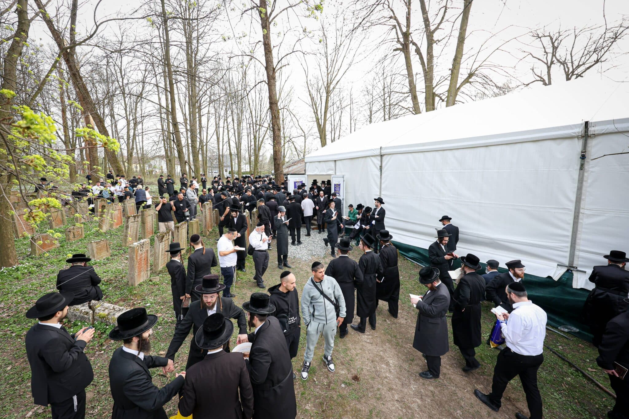 עם חידוש מיוחד: רבבות בהילולת רבי אלימלך מליז'ענסק