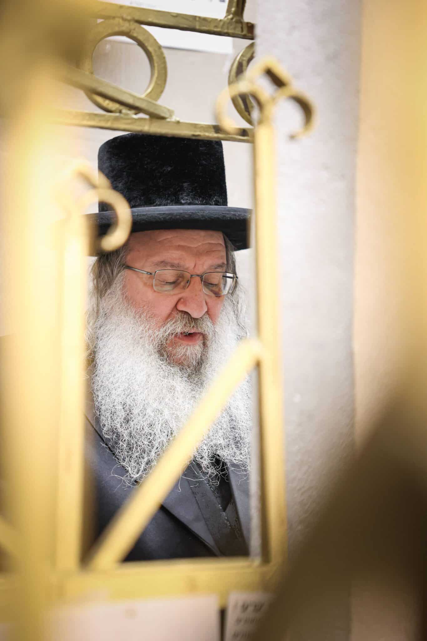 עם חידוש מיוחד: רבבות בהילולת רבי אלימלך מליז'ענסק