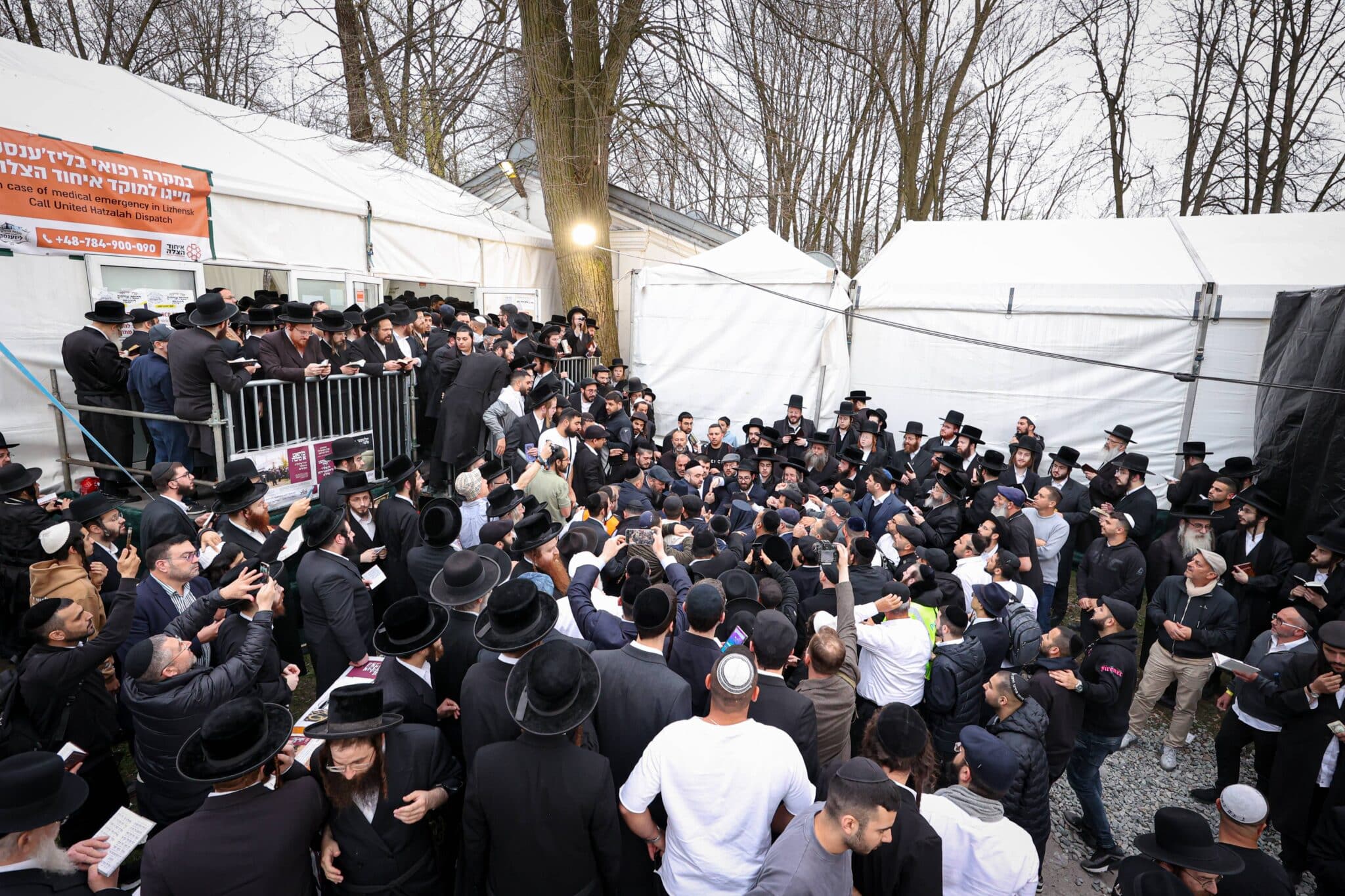 עם חידוש מיוחד: רבבות בהילולת רבי אלימלך מליז'ענסק