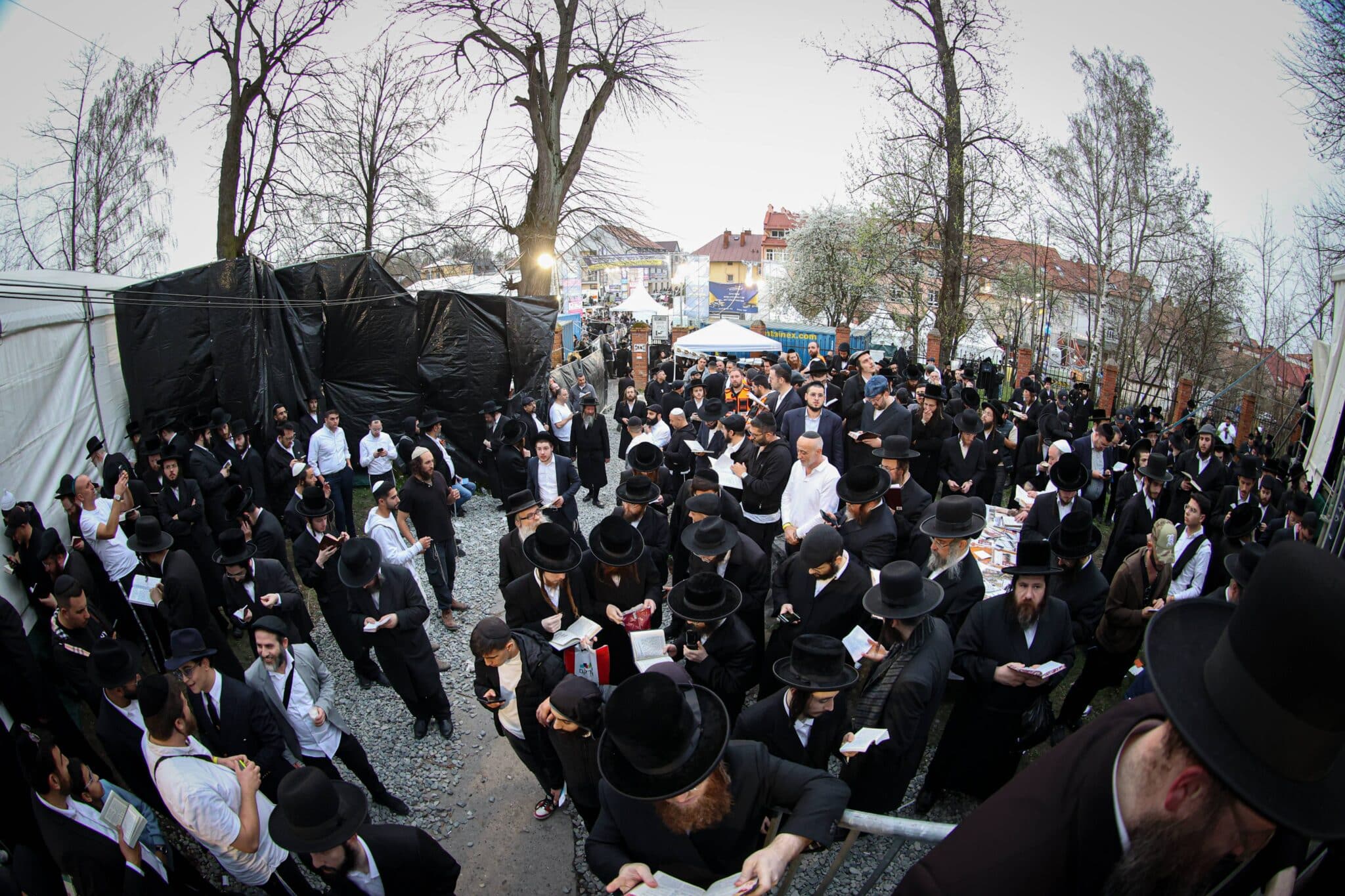 עם חידוש מיוחד: רבבות בהילולת רבי אלימלך מליז'ענסק