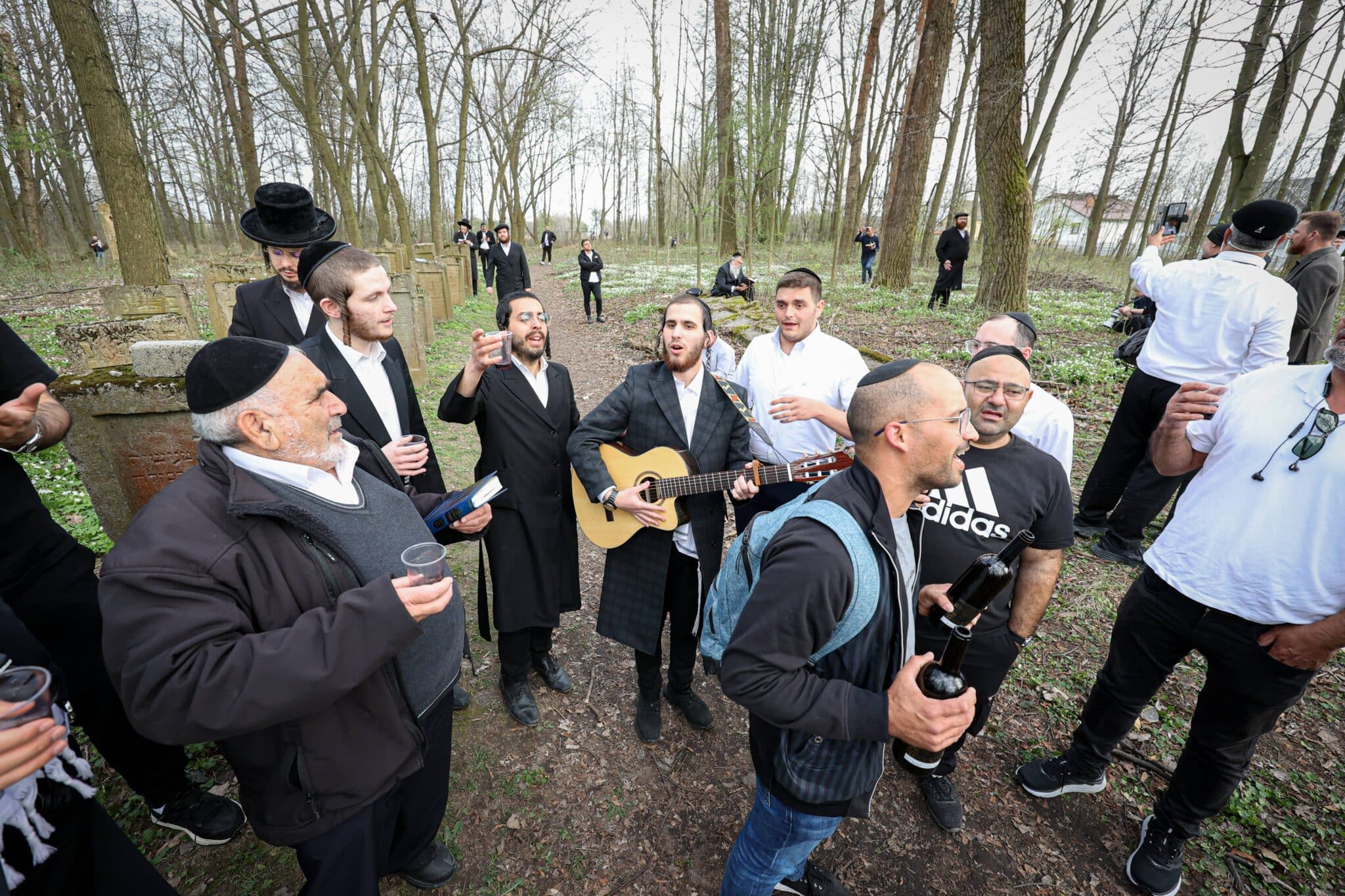 עם חידוש מיוחד: רבבות בהילולת רבי אלימלך מליז'ענסק