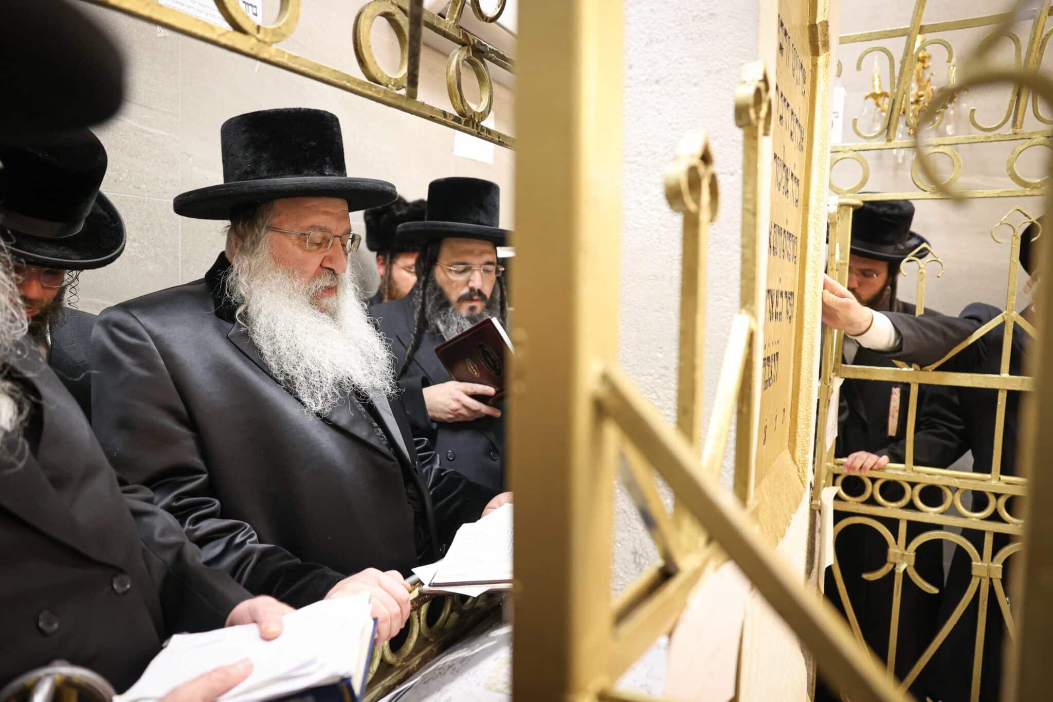 עם חידוש מיוחד: רבבות בהילולת רבי אלימלך מליז'ענסק