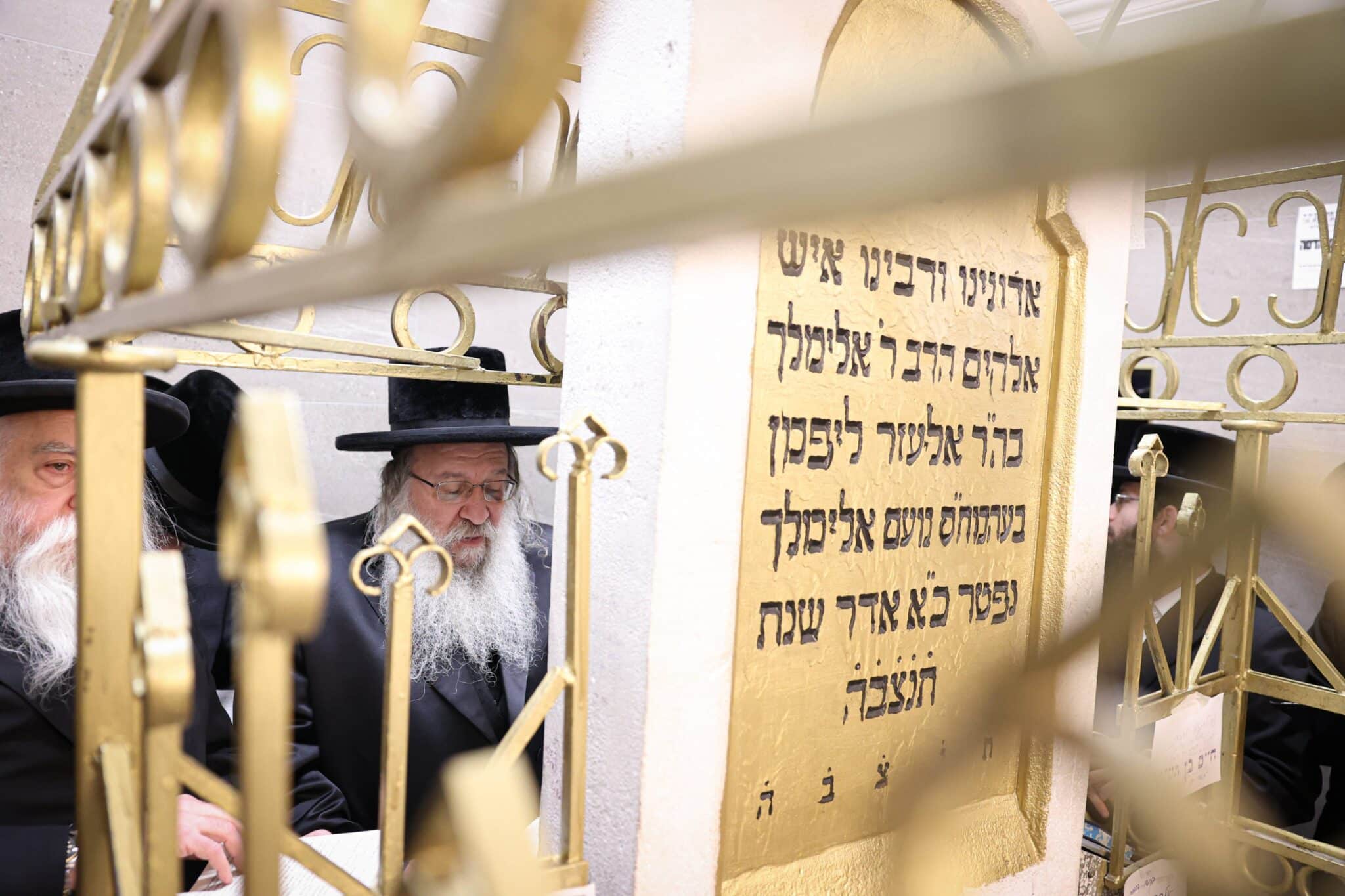 עם חידוש מיוחד: רבבות בהילולת רבי אלימלך מליז'ענסק