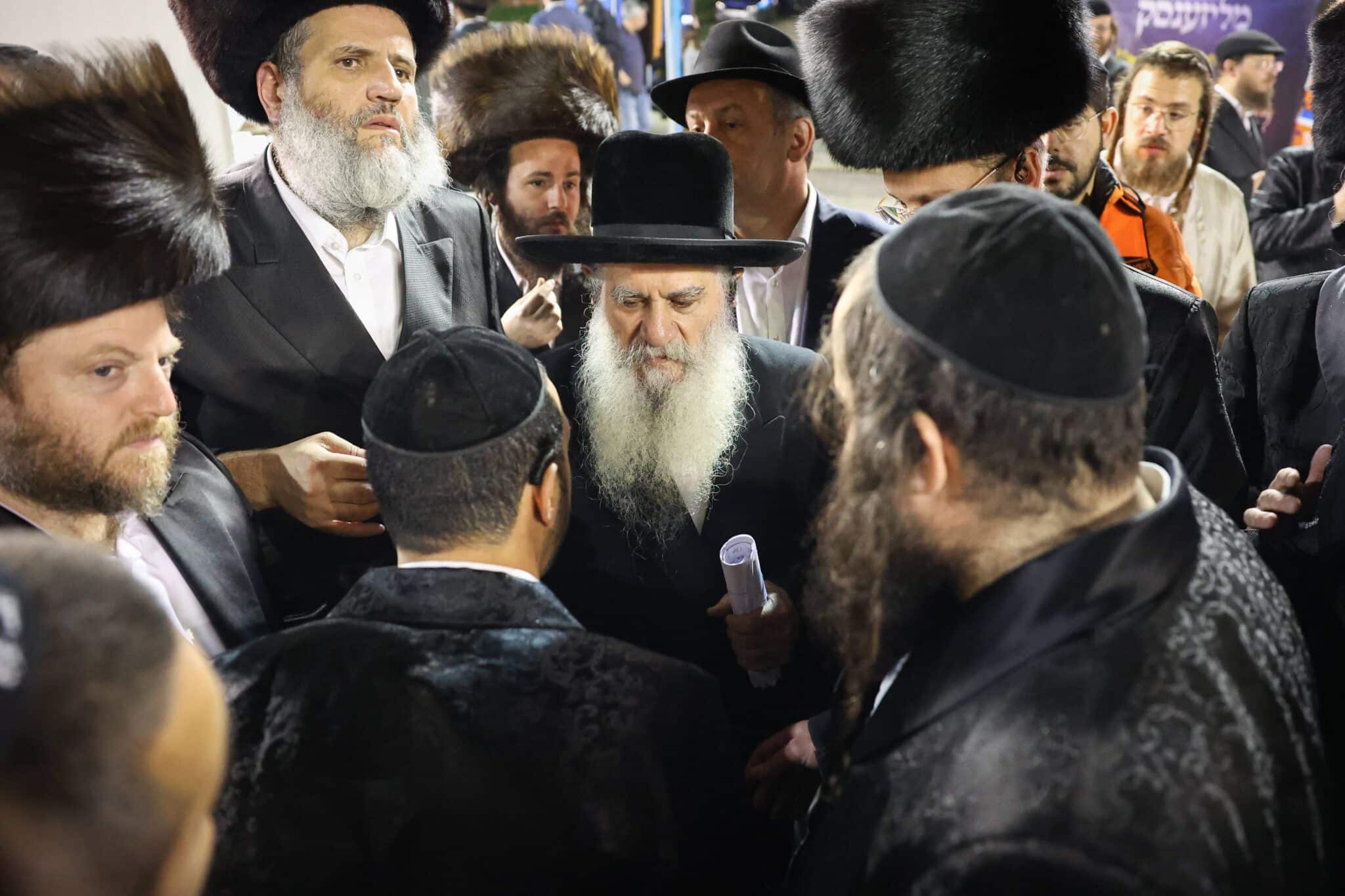 עם חידוש מיוחד: רבבות בהילולת רבי אלימלך מליז'ענסק