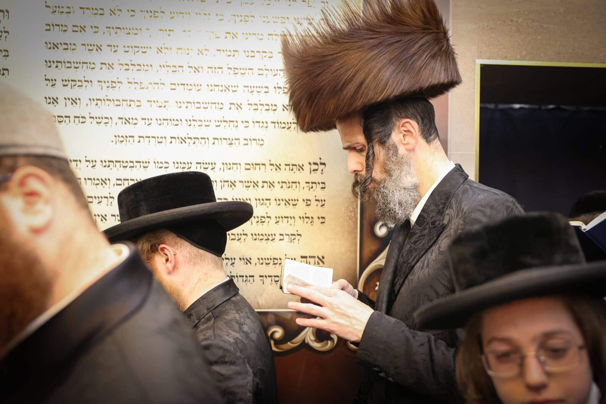 עם חידוש מיוחד: רבבות בהילולת רבי אלימלך מליז'ענסק