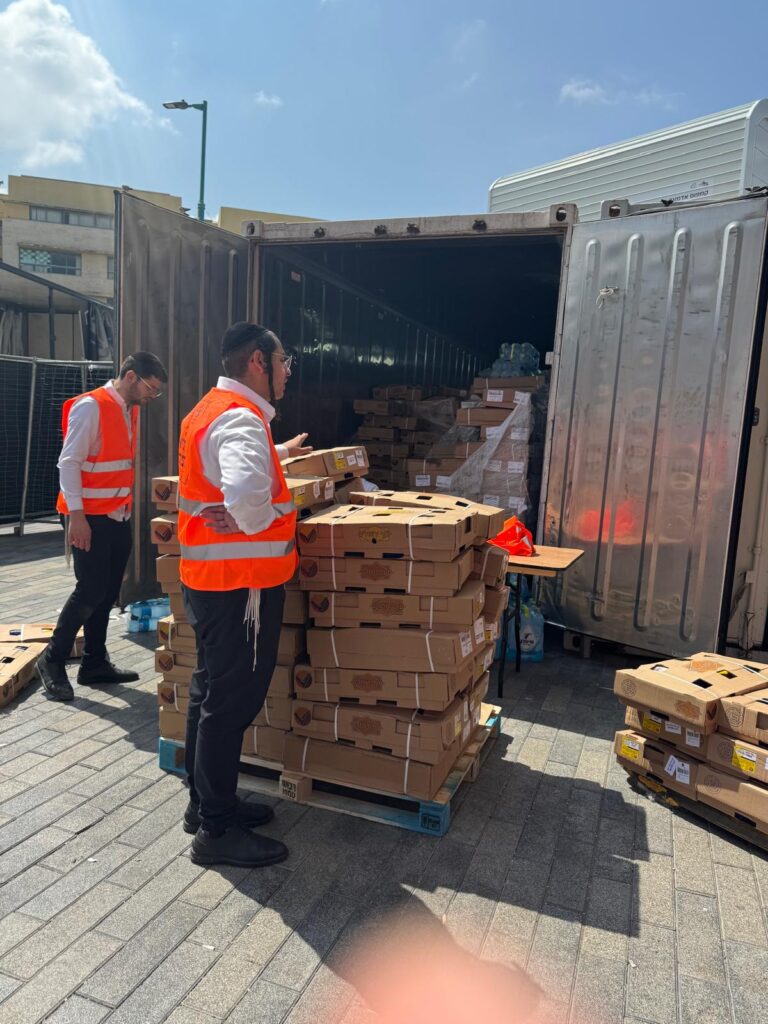 מבצע ׳קמחא דפסחא׳ הגדול ביותר באלעד יוצא לדרך