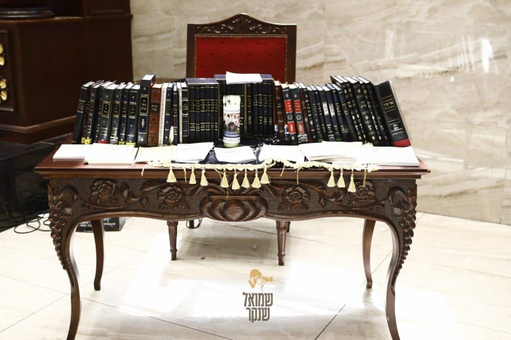 רכסים: אלפים ליוו למנוחות את ראש הישיבה הנערץ