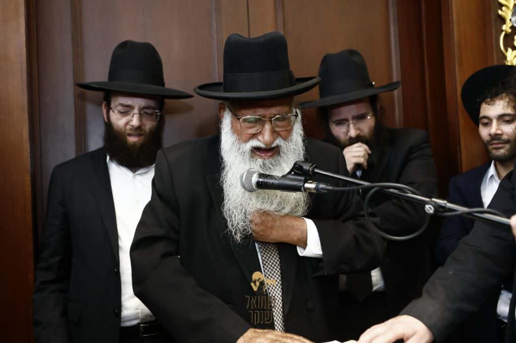 רכסים: אלפים ליוו למנוחות את ראש הישיבה הנערץ