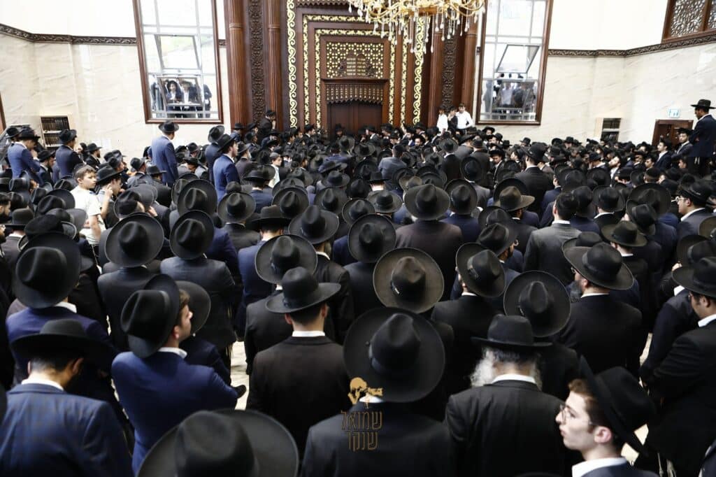 רכסים: אלפים ליוו למנוחות את ראש הישיבה הנערץ