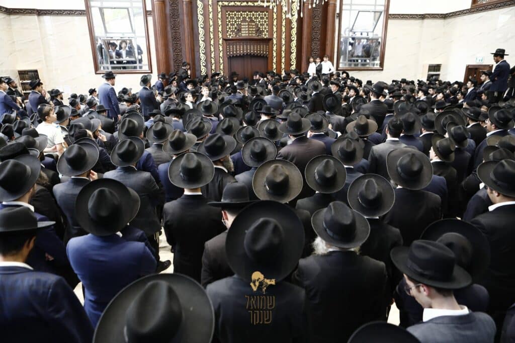 רכסים: אלפים ליוו למנוחות את ראש הישיבה הנערץ