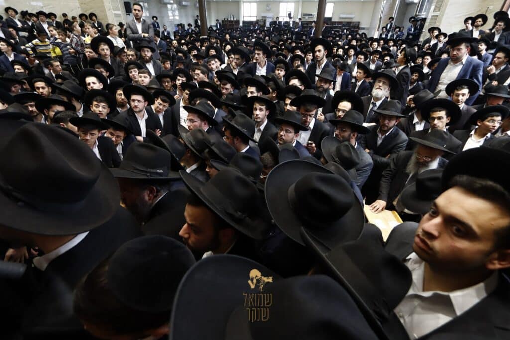 רכסים: אלפים ליוו למנוחות את ראש הישיבה הנערץ