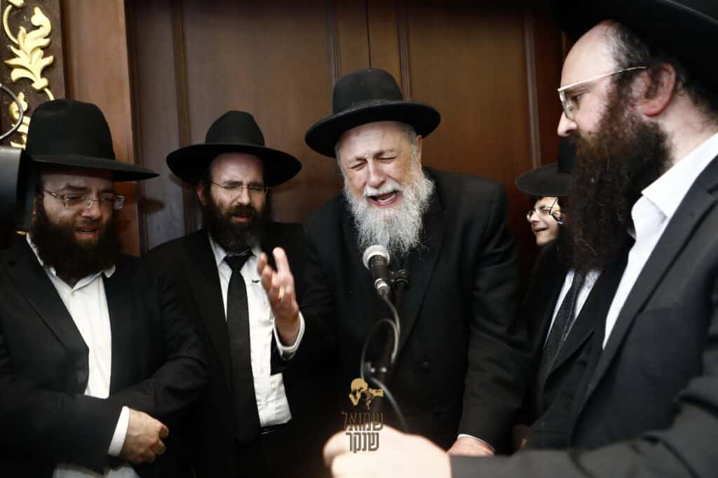 רכסים: אלפים ליוו למנוחות את ראש הישיבה הנערץ