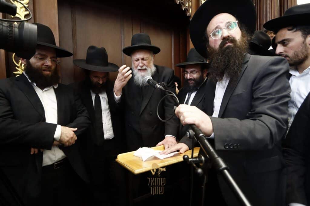 רכסים: אלפים ליוו למנוחות את ראש הישיבה הנערץ