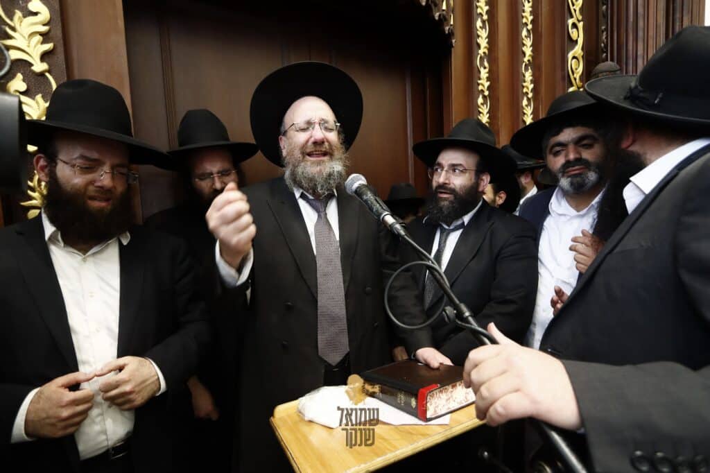 רכסים: אלפים ליוו למנוחות את ראש הישיבה הנערץ