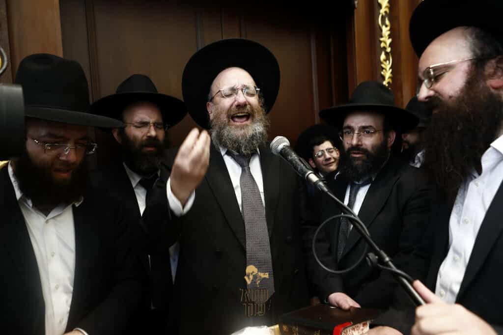 רכסים: אלפים ליוו למנוחות את ראש הישיבה הנערץ