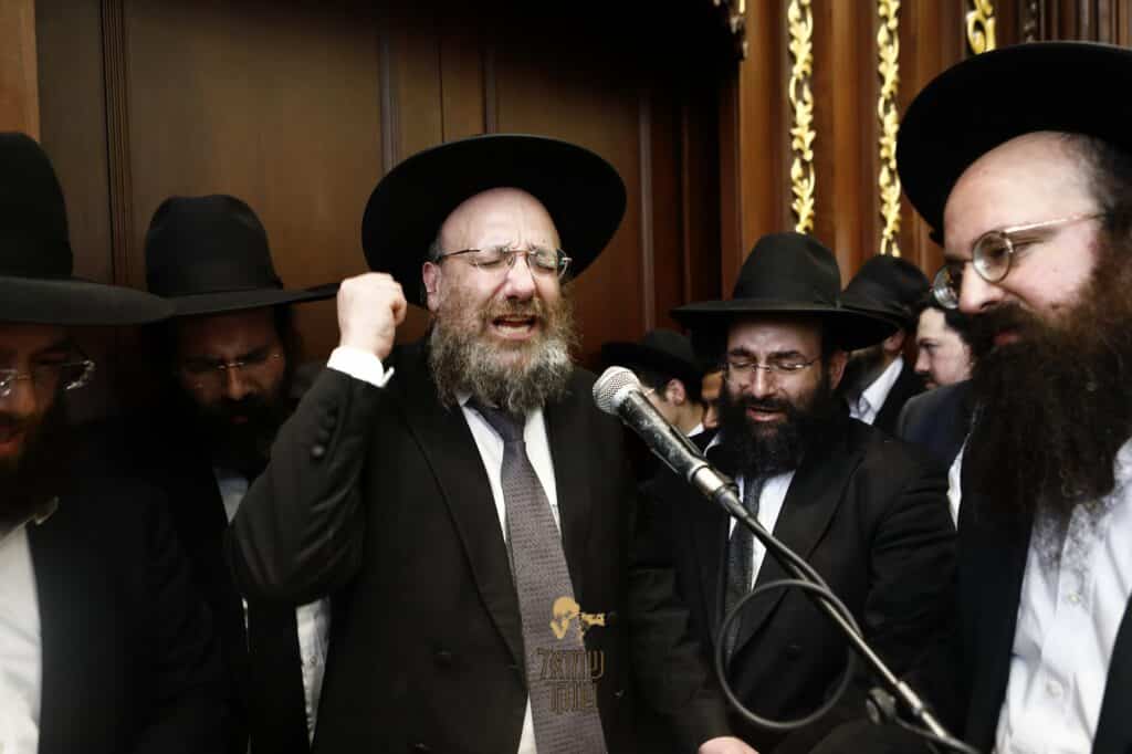 רכסים: אלפים ליוו למנוחות את ראש הישיבה הנערץ