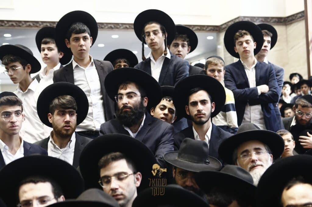רכסים: אלפים ליוו למנוחות את ראש הישיבה הנערץ