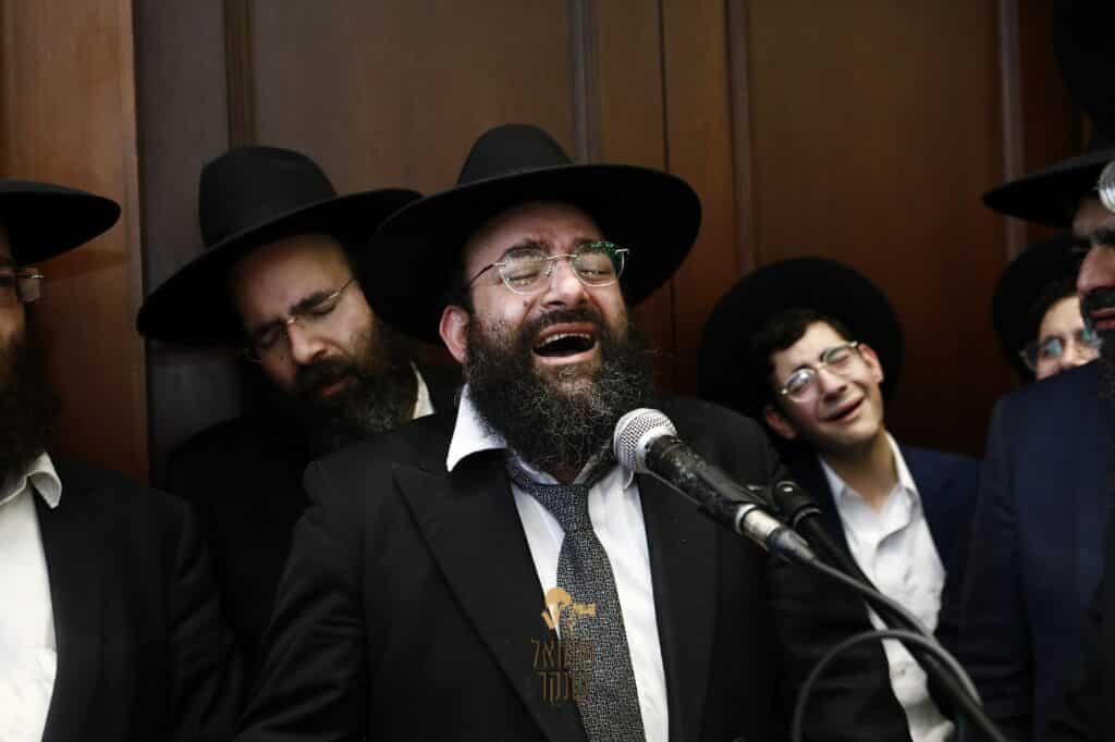 רכסים: אלפים ליוו למנוחות את ראש הישיבה הנערץ