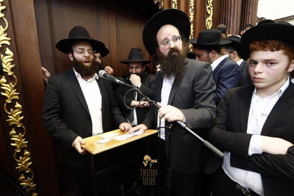 רכסים: אלפים ליוו למנוחות את ראש הישיבה הנערץ