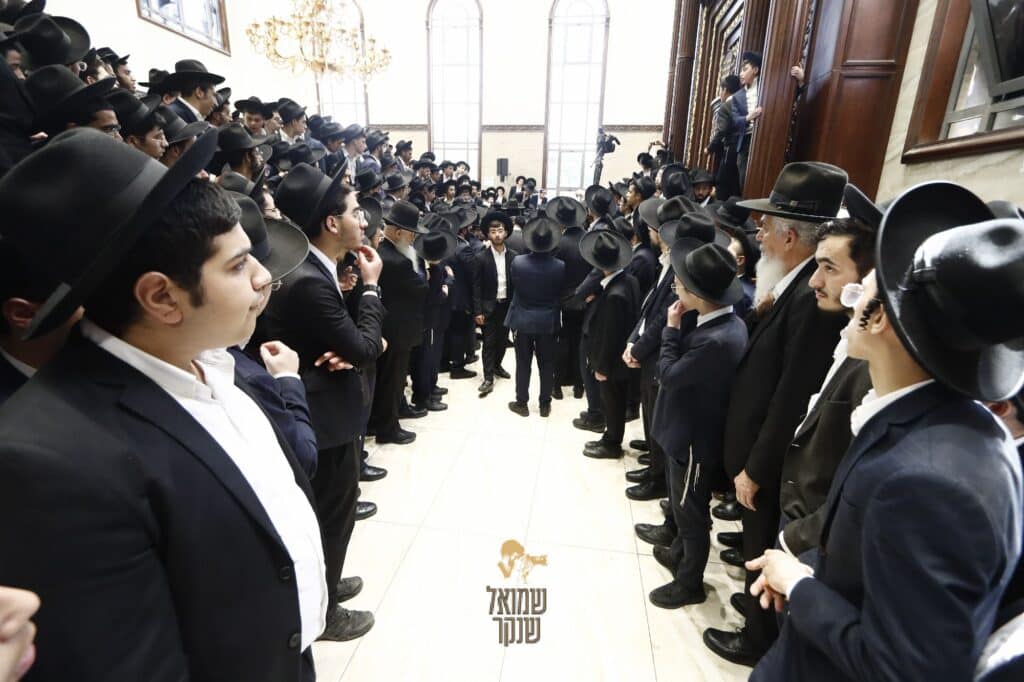 רכסים: אלפים ליוו למנוחות את ראש הישיבה הנערץ