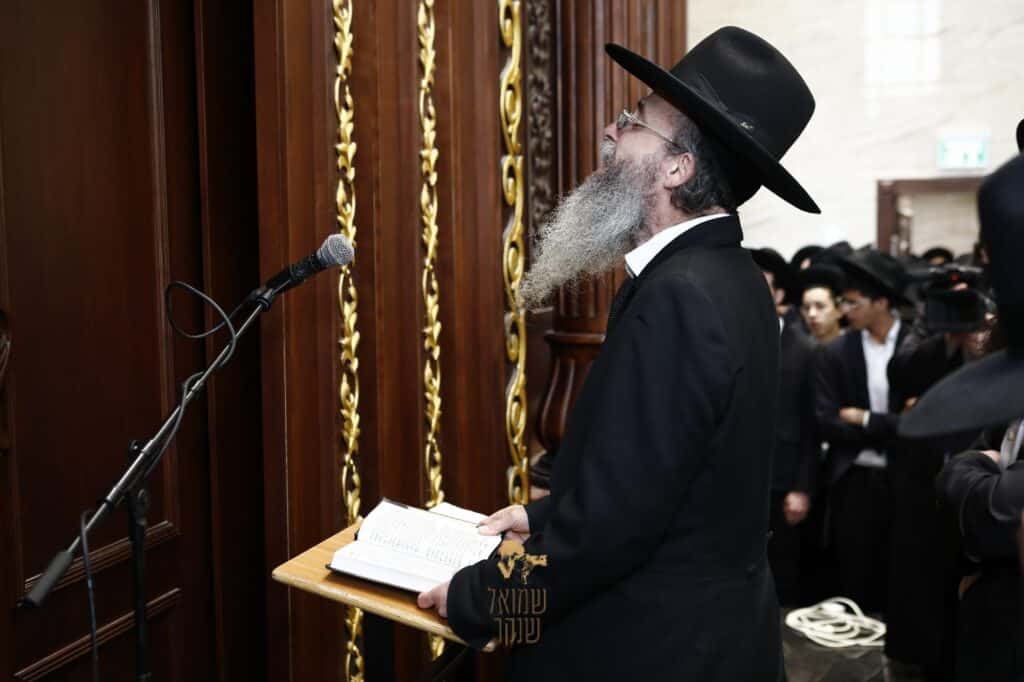 רכסים: אלפים ליוו למנוחות את ראש הישיבה הנערץ