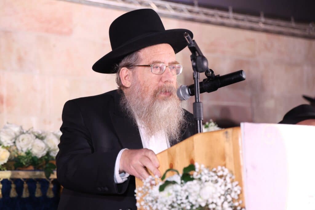 ראשי הישיבות התכנסו ליסוד הישיבה החדשה אורחות דעת ראשי הישיבות התכנסו ליסוד הישיבה החדשה אורחות דעת