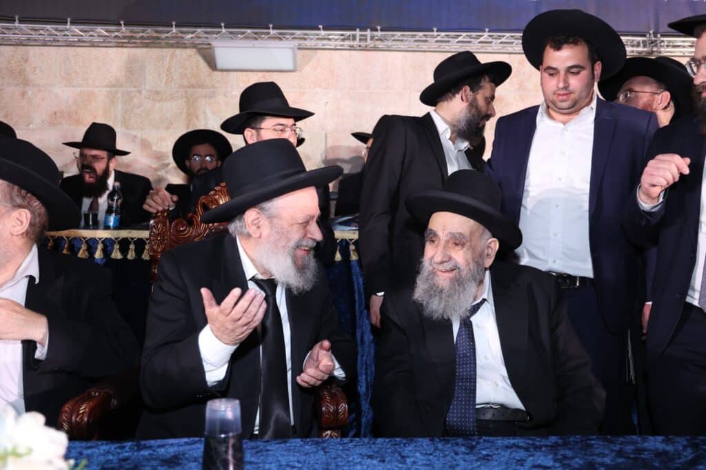 ראשי הישיבות התכנסו ליסוד הישיבה החדשה אורחות דעת ראשי הישיבות התכנסו ליסוד הישיבה החדשה אורחות דעת