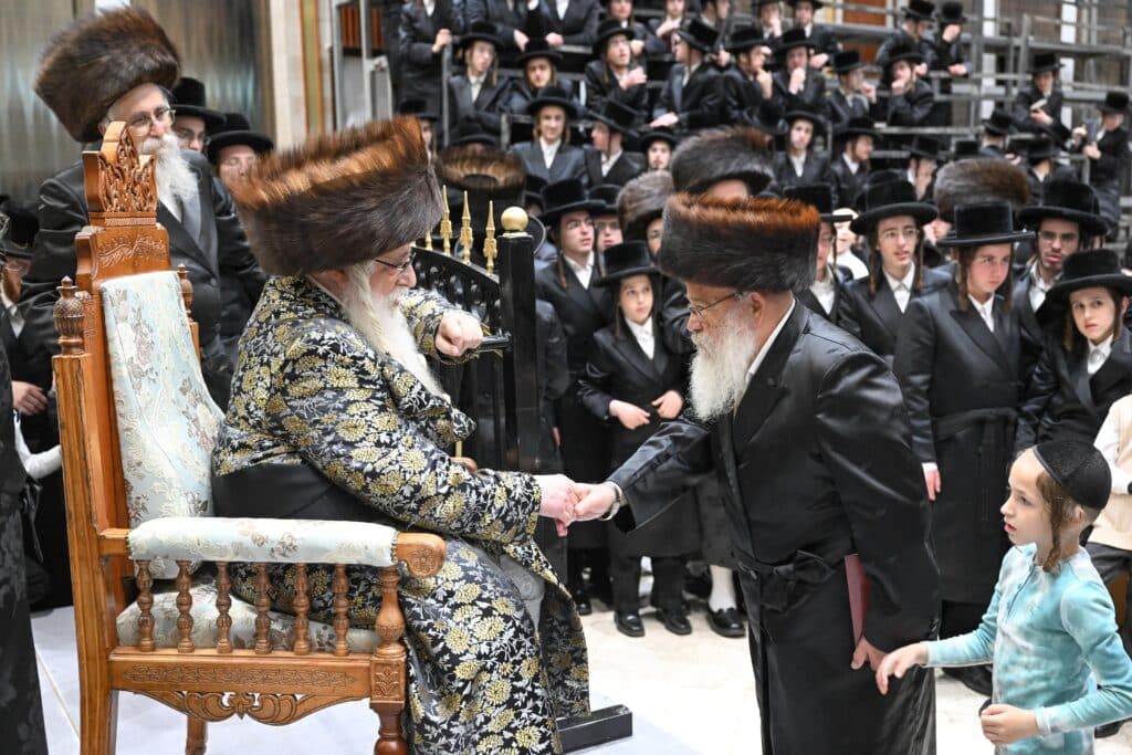 מאפיית המצות ועד לטיש נעילת החג: פסח בחצר הקודש צאנז