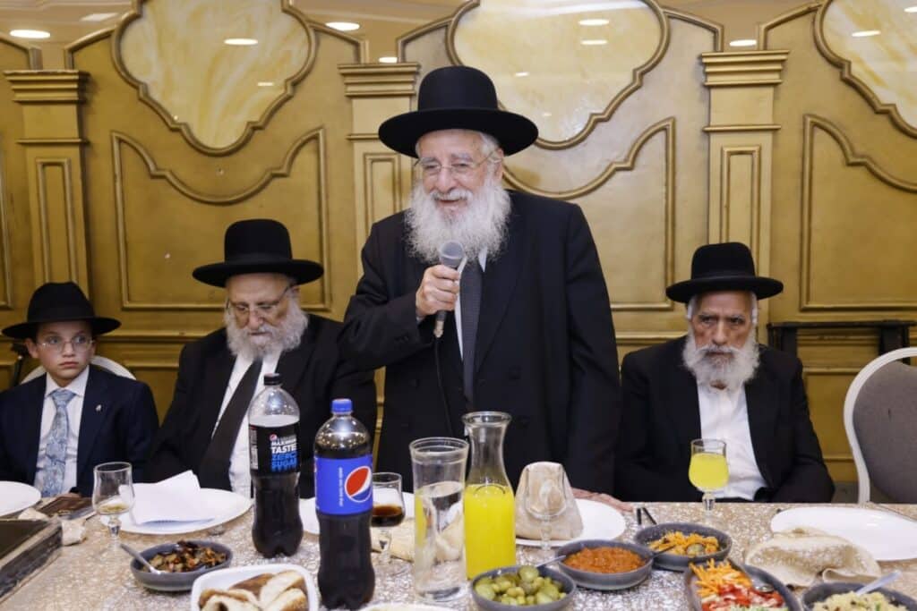 הנכד נכנס למצוות בהשתתפות גדולי התורה • גלריה