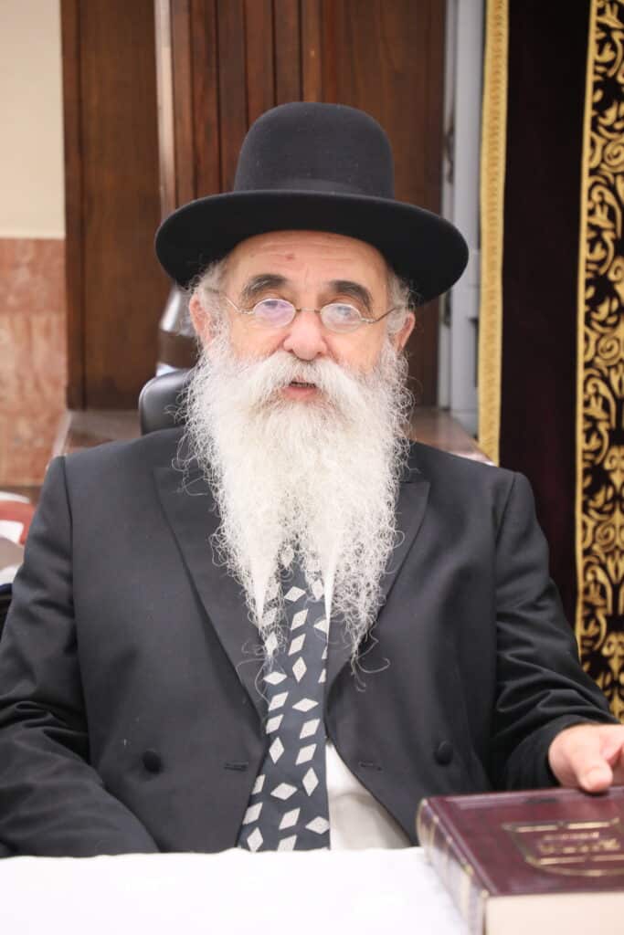 מעמד קבלת פני רבו בהשתתפות רבנים דיינים ראשי ישיבות ות"ח נכבדים