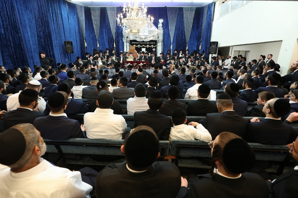 הקבלת פני רבו למרן הראש"ל הגר"י יוסף • גלריה