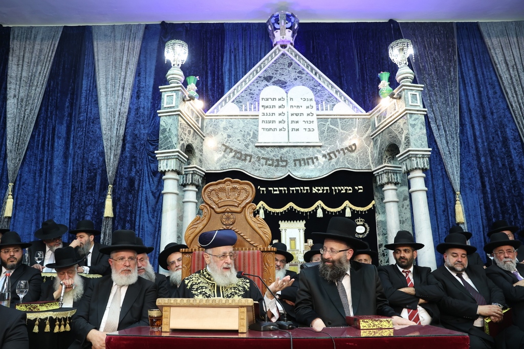 הקבלת פני רבו למרן הראש"ל הגר"י יוסף • גלריה