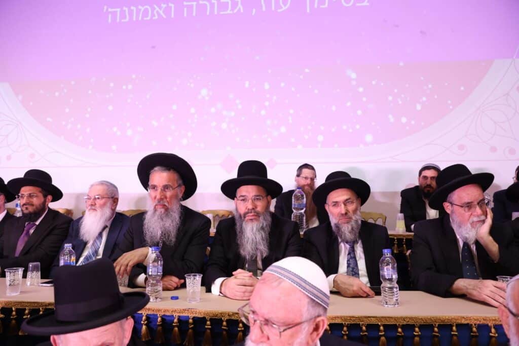 המונים בהקבלת פני רבו לרבני הציונות הדתית • גלריה