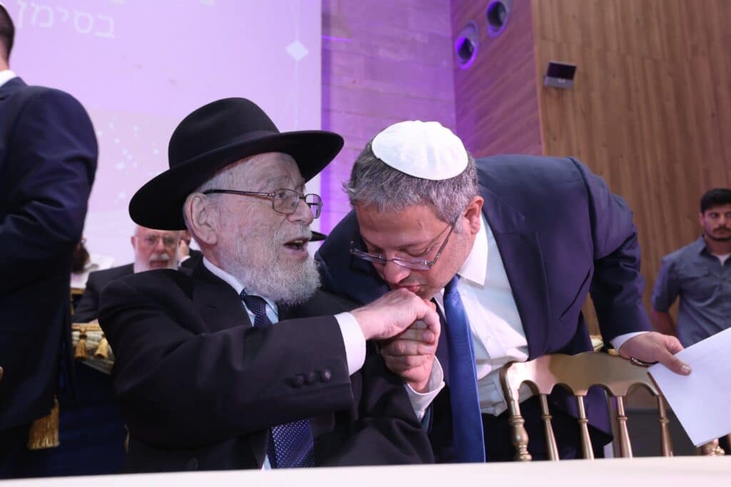 המונים בהקבלת פני רבו לרבני הציונות הדתית • גלריה