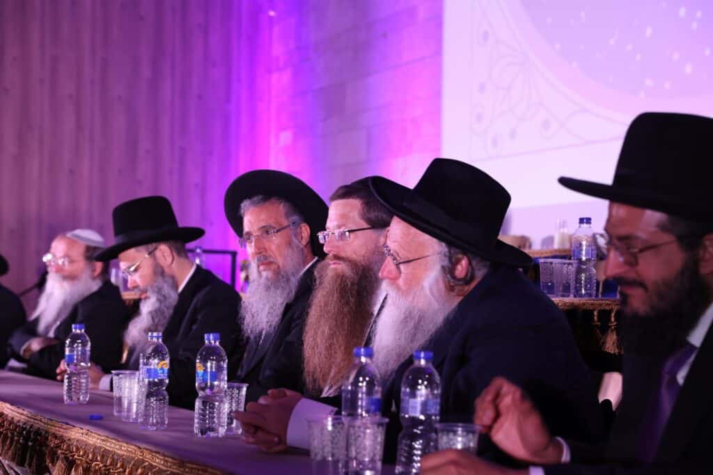 המונים בהקבלת פני רבו לרבני הציונות הדתית • גלריה