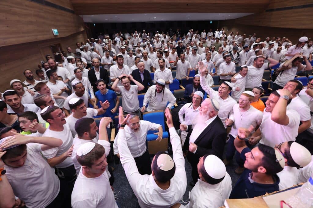 המונים בהקבלת פני רבו לרבני הציונות הדתית • גלריה