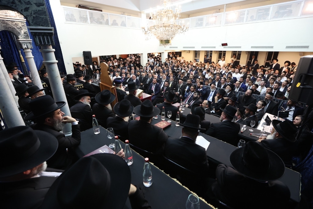 הקבלת פני רבו למרן הראש"ל הגר"י יוסף • גלריה