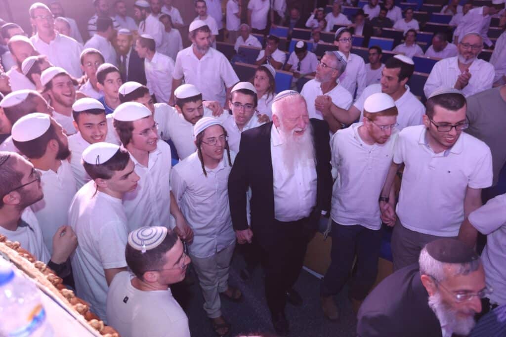 המונים בהקבלת פני רבו לרבני הציונות הדתית • גלריה