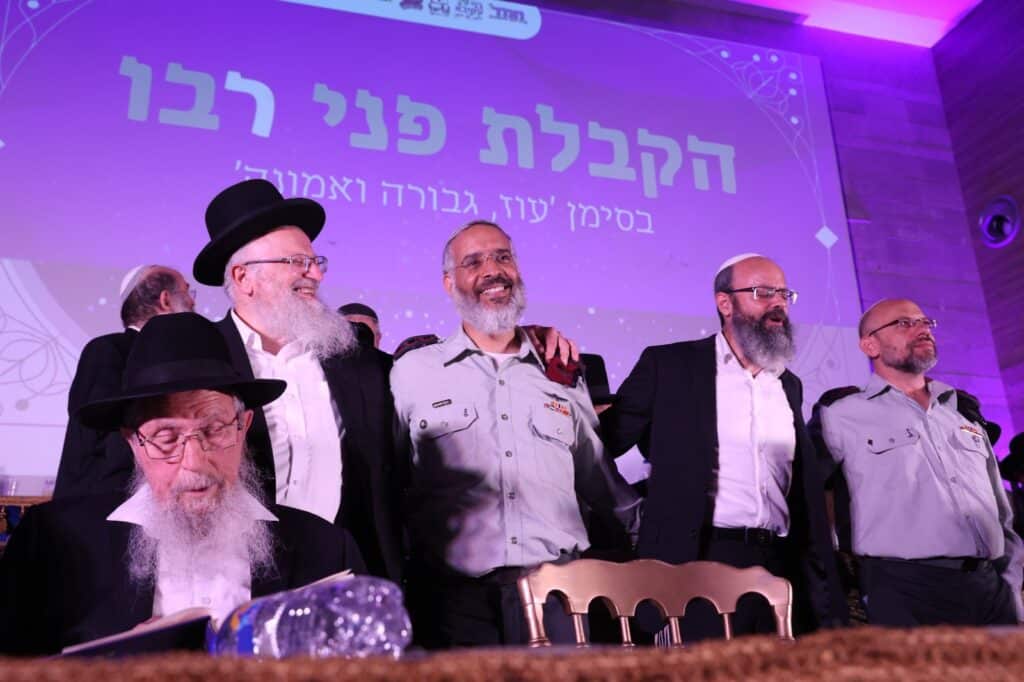 המונים בהקבלת פני רבו לרבני הציונות הדתית • גלריה