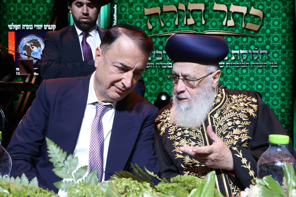 הגדולים הגיעו לכבד את לומדי התורה מהעדה הבוכרית • גלריה