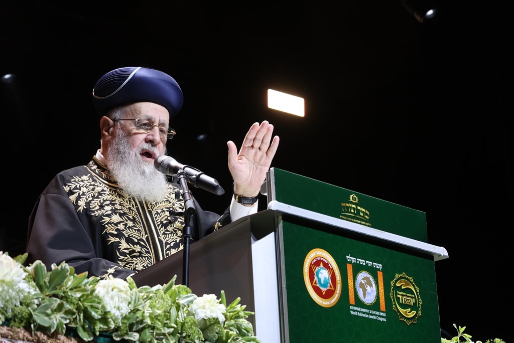 הגדולים הגיעו לכבד את לומדי התורה מהעדה הבוכרית • גלריה