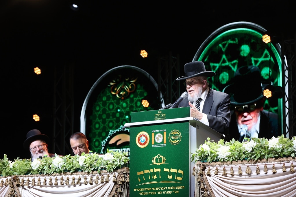 הגדולים הגיעו לכבד את לומדי התורה מהעדה הבוכרית • גלריה