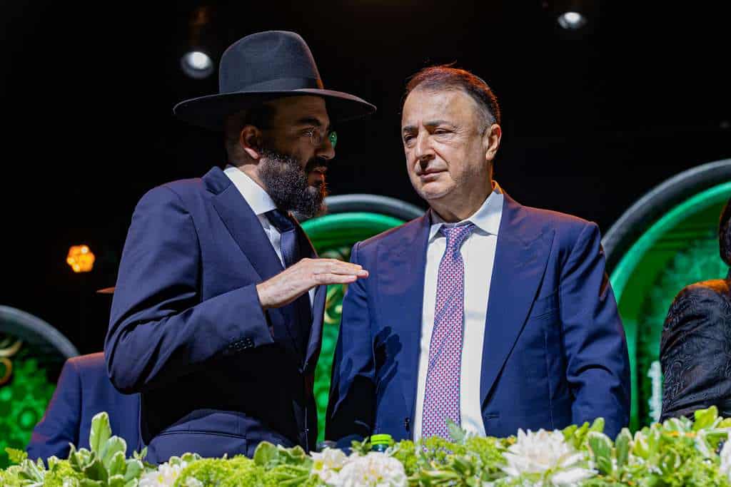 הגדולים הגיעו לכבד את לומדי התורה מהעדה הבוכרית • גלריה