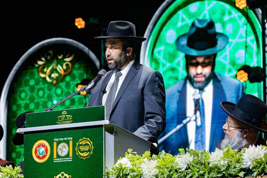 הגדולים הגיעו לכבד את לומדי התורה מהעדה הבוכרית • גלריה