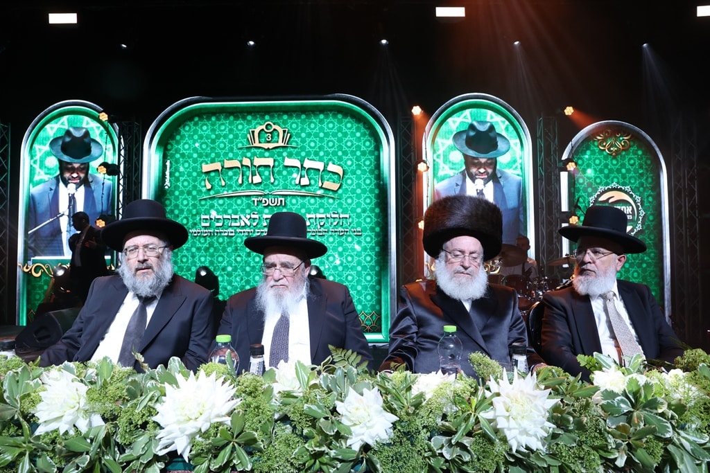 הגדולים הגיעו לכבד את לומדי התורה מהעדה הבוכרית • גלריה