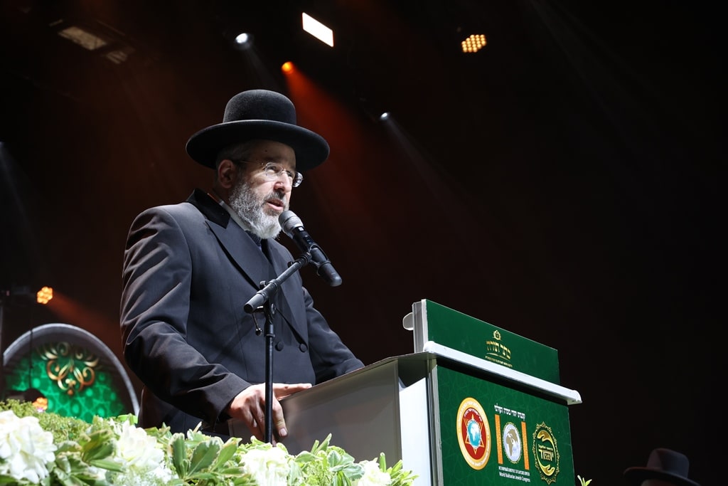 הגדולים הגיעו לכבד את לומדי התורה מהעדה הבוכרית • גלריה