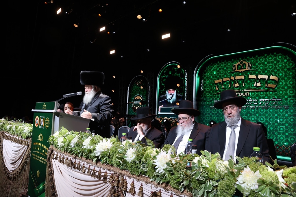 הגדולים הגיעו לכבד את לומדי התורה מהעדה הבוכרית • גלריה